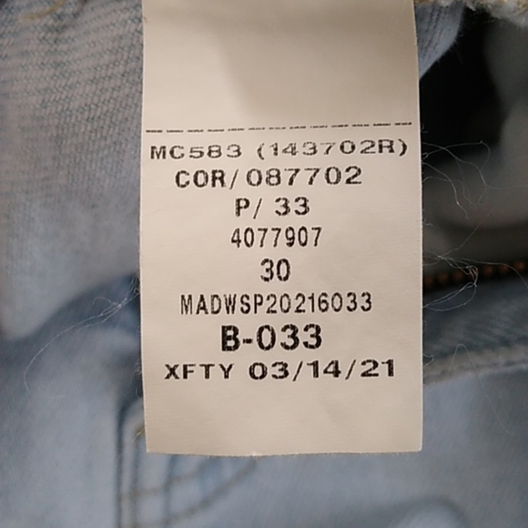 The Momjean in Harman Wash: Raw-Hem Edition - Picture 12 of 16